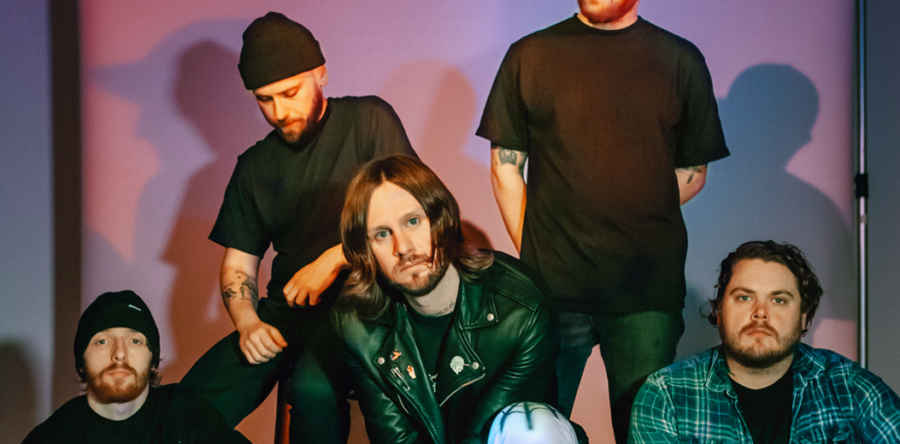 WHILE SHE SLEEPS: Νέο single και video από τον δίσκο Sleeps Society.