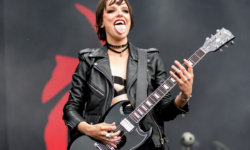 PANTERA: Πληθώρα καλλιτεχνών διασκευάζουν το “Μouth For War”! (video)