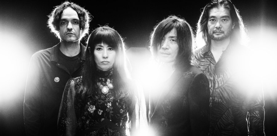 MONO στο RockOverdose: “Στο “Beyond The Past“ διαλέξαμε κομμάτια που αντικατοπτρίζουν τις καρδιές μας τώρα και όχι κομμάτια που θα μας βύθιζαν σε αναμνήσεις”