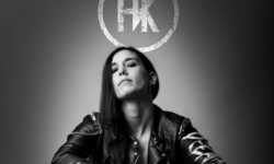 Έλενα Κοτίνα (Daffodil, ΗΚ) στο RockOverdose:”Θέλω αυτό που κάνω να μπορεί να σταθεί άνετα σε μια συναυλία ή σε ένα φεστιβάλ!”
