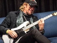 ADRIAN SMITH: Η ιστορία πίσω από το “Reach Out” των Iron Maiden!