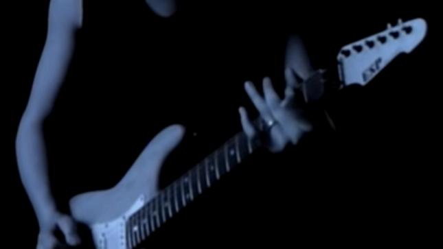 KIRK HAMMETT: Έναντι 112,500 $ η κιθάρα που έπαιξε στο music video του “One”