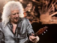 Ο κιθαρίστας των Queen, Brian May, τιμήθηκε με τον τίτλο του «ιππότη».