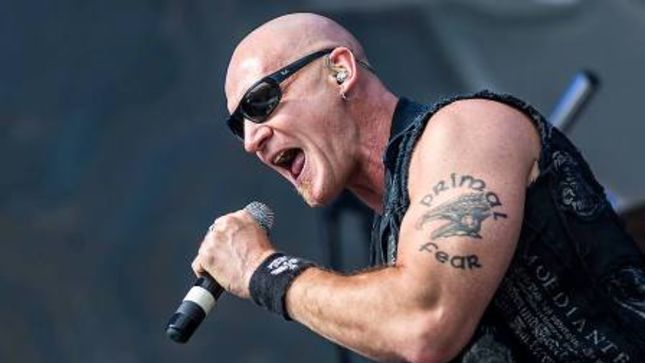 Ο Ralf Scheepers (PRIMAL FEAR) σε άπταιστα Ελληνικά:”Καλύτερα καθόλου να μην παντρευτείς”!