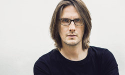STEVEN WILSON: Σχεδόν έτοιμο το βιβλίο του