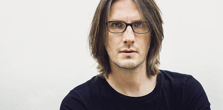STEVEN WILSON: Σχεδόν έτοιμο το βιβλίο του