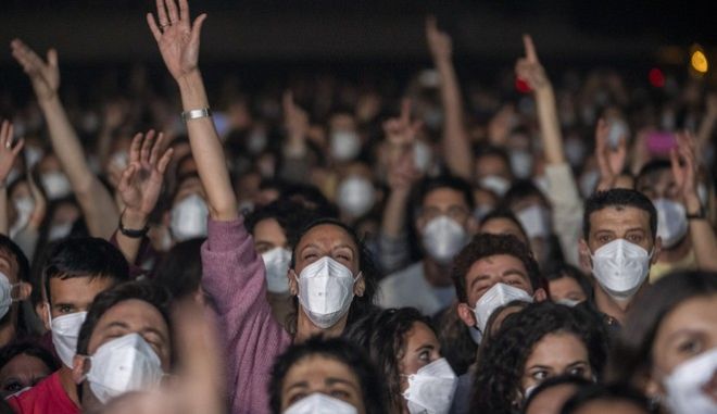 Πέτυχε το “πείραμα” της συναυλίας στη Βαρκελώνη! Μόνο 6 κρούσματα από την συναυλία!