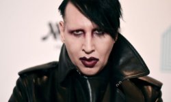 MARILYN MANSON: Με ένα ακόμα ένταλμα σύλληψης, φαίνεται ότι οι περιπέτειες του δεν έχουν τέλος.
