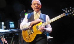 Robert Fripp: Led Zeppelin και Metallica στο ρεπερτόριο του…