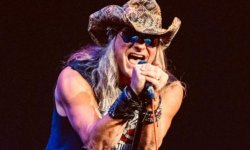 Έφυγε από τη ζωή ο πρώην τραγουδιστής των Skid Row Johnny Solinger…