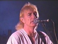 Απεβίωσε ο John Lawton πρώην τραγουδιστής των Uriah Heep!