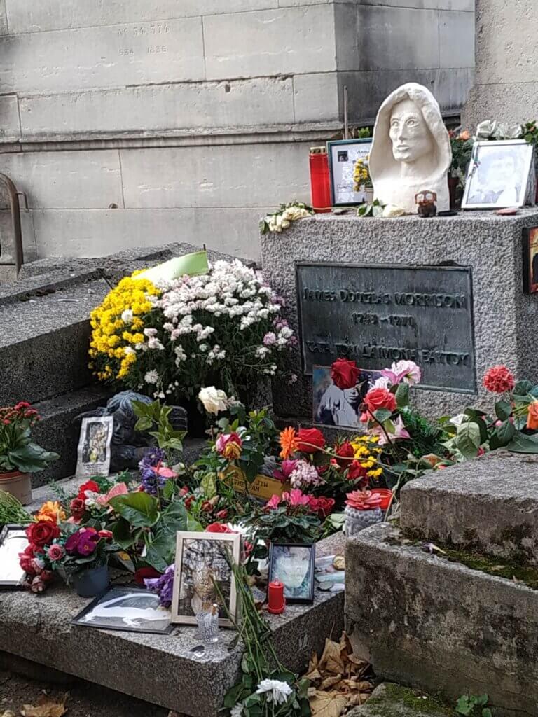  Jim Morrison's grave - Père Lachaise Cemetery, Paris- credits: Βιβή Ζαπαντιώτου (2022)