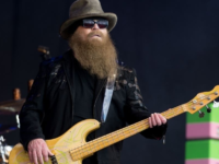 Απεβίωσε ο μπασίστας και τραγουδιστής των ZZ TOP, Dusty Hill…