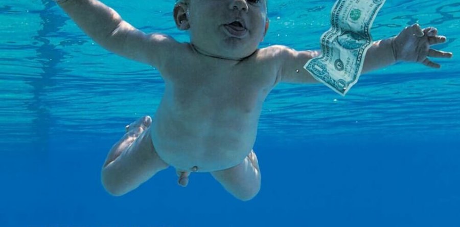 To μωρό από το εξώφυλλο του album Nevermind, μηνύει τους Nirvana για παιδική πορνογραφία!