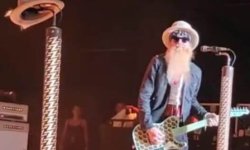 ZZ TOP: Η πρώτη τους live εμφάνιση μετά το θάνατο του Dusty Hill!
