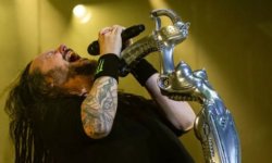 O frontman των KORN, Jonathan Davis θετικός στον κορονοϊό!