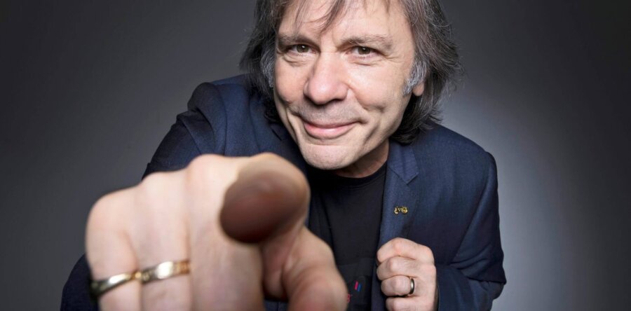 BRUCE DICKINSON: Αποκαλύπτει ποιο τραγούδι των IRON MAIDEN θεωρεί πιο υποτιμημένο…