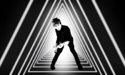 Johnny Marr (Ex-The Smiths): Κυκλοφορεί νέο τραγούδι με τίτλο “Spirit Power and Soul”.