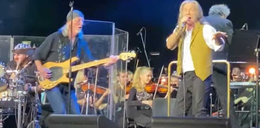 BRUCE DICKINSON & ROGER GLOVER εμφανίζονται μαζί σε συναυλία στην Ουγγαρία (Βίντεο)