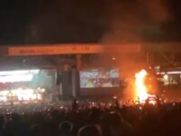 Slipknot: Σταμάτησαν συναυλία μετά από φωτιά που βγήκε εκτός ελέγχου.