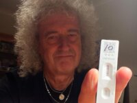 O Brian May των θρυλικών Queen, θετικός στον κορωνοϊό!