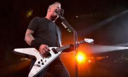 Metallica: Δείτε το επίσημο video από την πρώτη live εκτέλεση του Fixxxer!