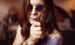 Απόψε το τελευταίο αντίο στον Ozzy Osbourne στη γενέτειρά του