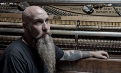 STEVE VON TILL (Neurosis): Δείτε ολόκληρη την live εκτέλεση του No Wilderness Deep Enough