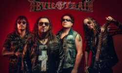 DEVIL’S TRAIN: Δείτε το video για το τραγούδι “Rising On Fire”!