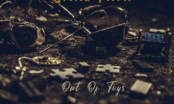 Το νέο album των Vital Path, με τίτλο “Out of toys” κυκλοφορεί το Σεπτέμβρη!