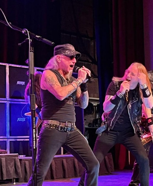 ACCEPT: Με δύο τραγουδιστές επί σκηνής στα δύο τελευταία shows της περιοδείας τους στη Β.Αμερική.