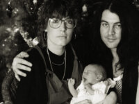 Έφυγε από τη ζωή η σύζυγος του Ian Gillan, Bron.