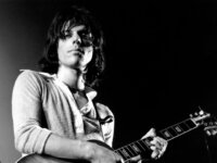 Έφυγε από τη ζωή ο Jeff Beck σε ηλικία 78 ετών!