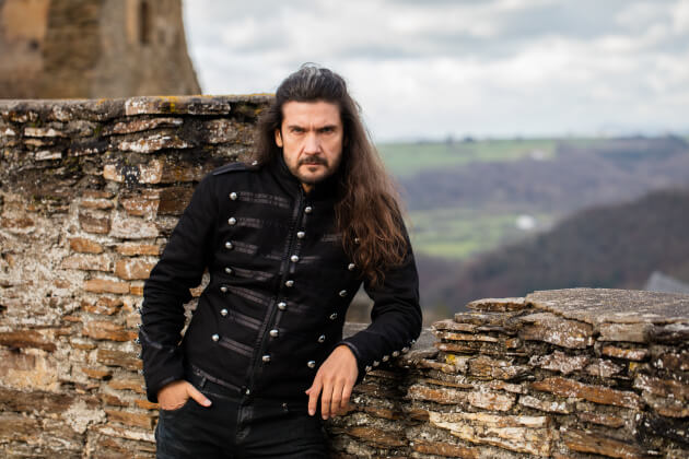 VICTOR SMOLSKI: Ακούστε το νέο του single “Unity” απ΄το επερχόμενο album “Guitar Force”!