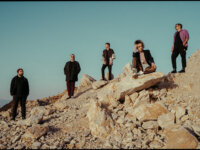 Loose Ties: Δείτε το video για το single “Superhuman” απ’ το πρόσφατο album τους.