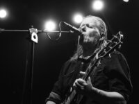 Οι μεσσίες του experimental noise rock, Swans, επιστρέφουν στην Ελλάδα για δύο συναυλίες.