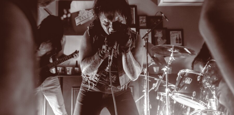 Ανταπόκριση: Decibel Rebel Festival w/ White Tower, Bad Habits, Turbocharger Live @ Brickwall Pub – Καβάλα, (11/03/2023)