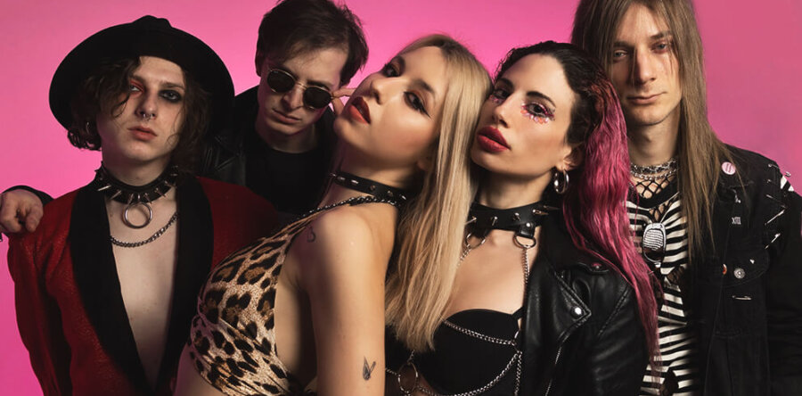 BAD HABITS στο RockOverdose: “Κάθε μας εμφάνιση είναι διαφορετική, «επιβραβεύοντας» έτσι τον κόσμο που μας στηρίζει ξανά και ξανά!”