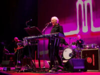JOHN CALE: SOLD OUT η εμφάνιση του στο Primavera – Τον περιμένουμε στο Ηρώδειο!!!