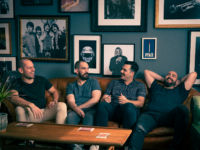 MOTHER OF MILLIONS στο RockOverdose: “Η ανταλλαγή ενέργειας και συναισθημάτων ενός live είναι δύσκολο να περιγραφούν με λόγια.”