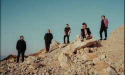 Οι Loose Ties κυκλοφόρησαν το video για το single “Superhuman” από το album “Odd One Out”