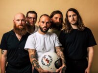 Πέντε τραγούδια σταθμοί των IDLES