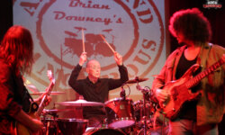 Ανταπόκριση: BRIAN DOWNEY’S ALIVE AND DANGEROUS @ Κύτταρο Club, Αθήνα (22/10/2023)