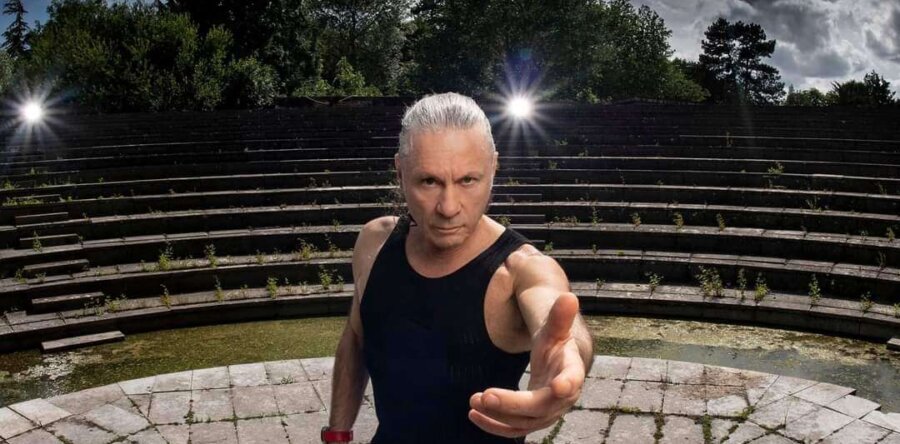 BRUCE DICKINSON: Ακούστε το πρώτο single με τίτλο “Afterglow Of Ragnarok” απ’ το νέο solo album (video)