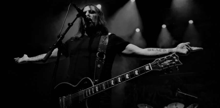 Ανταπόκριση: Metal Hammer 39 years Celebration w/ Σάκης Τόλης + friends, support acts: Meden Agan, Euphrosyne @ Fuzz Club, Αθήνα (23/12/2023)