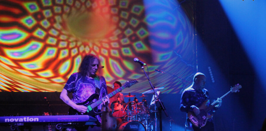Ανταπόκριση: OZRIC TENTACLES, Naxatras, Silas & Saski @Fuzz Club, Αθήνα (19/04/2024)