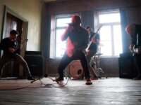 ABOVE US THE WAVES στο RockOverdose: “Κλείνουμε 15 χρόνια σαν μπάντα και παρέα, τι καλύτερο από το να γυρίσουμε στο σανίδι και να παρουσιάσουμε το νέο μας υλικό!”