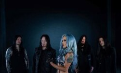 Alissa White-Gluz: Το μήνυμα της σχετικά με την αποχώρησή της από τους ARCH ENEMY