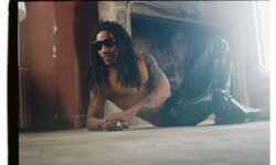 LENNY KRAVITZ: “Honey” – Υπέροχο νέο video και single