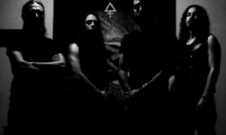 DECIPHER στο Rockoverdose: “Νιώθουμε ότι ελληνική σκηνή μας αγκάλιασε κατευθείαν κι αυτο μας τιμά ιδιαίτερα.”